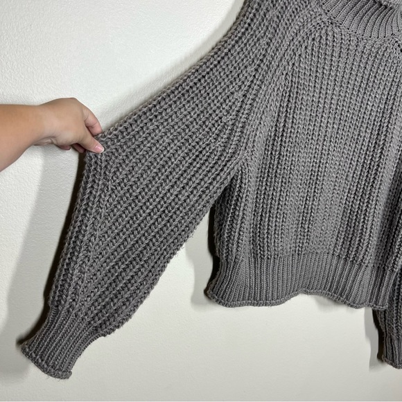 H&M Womens Chunky Slouchy High Neck Long Sleeve Knit Sweater Size Large Wool - Picture 4 of 9